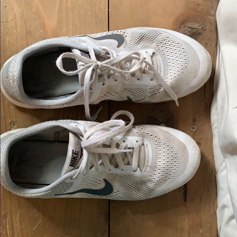 White Nike shoes